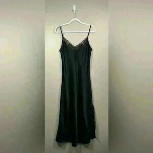 Jones New York Lingeriecore Y2K Black Silky Slip Dress M Lace Trim Chic Dark Fem